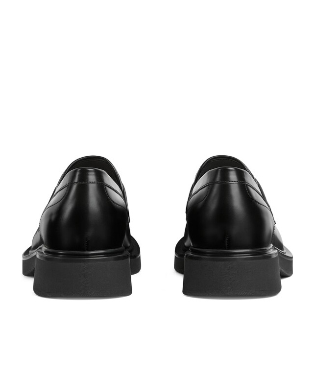 Gucci Leather Loafers With Round Toe And Rubber Sole In Black