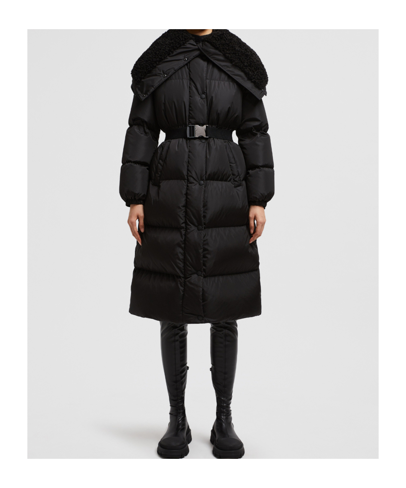 Moncler Bruneaux Coat In Black