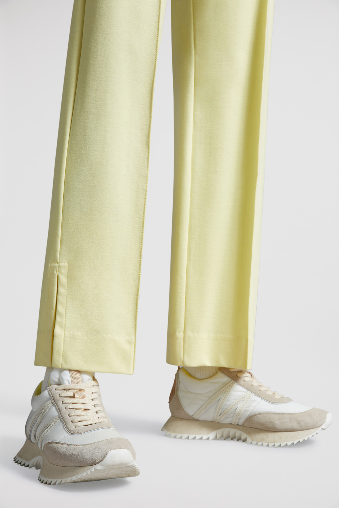 Moncler Pacey Sneakers Leather M-shaped Detail In Multi