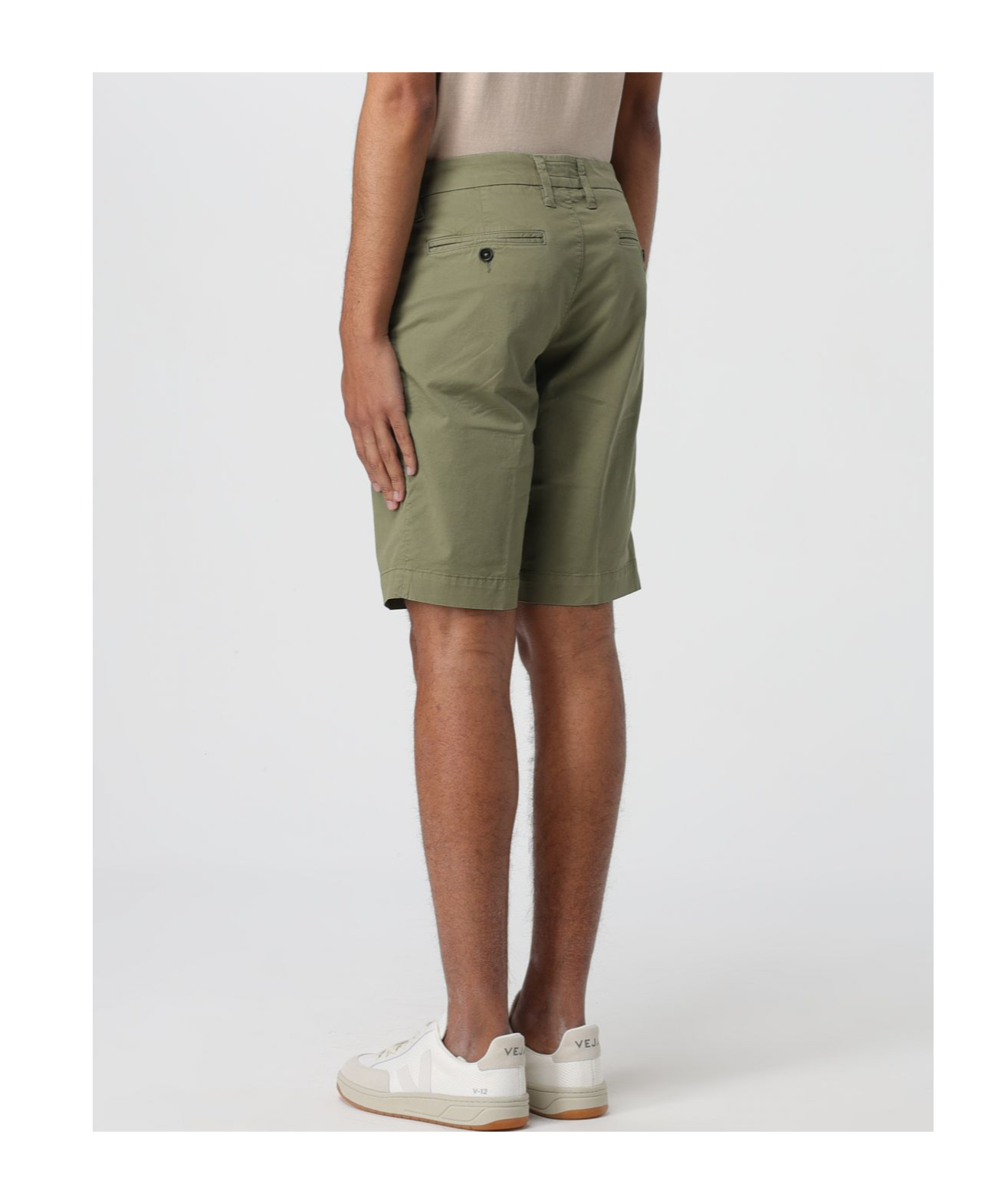 Fay Mid-rise Poplin Chino Shorts In Green