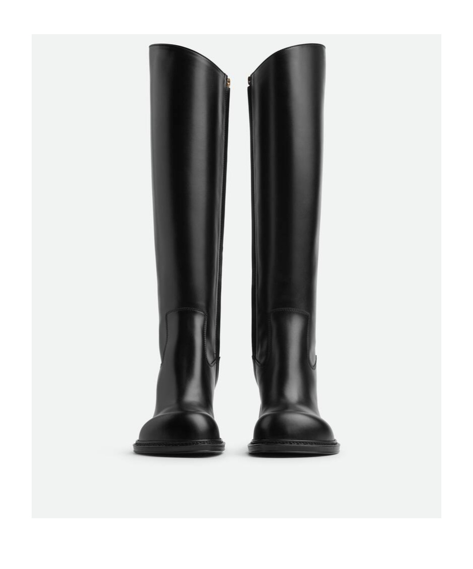 Bottega Veneta Zippered Boots In Black