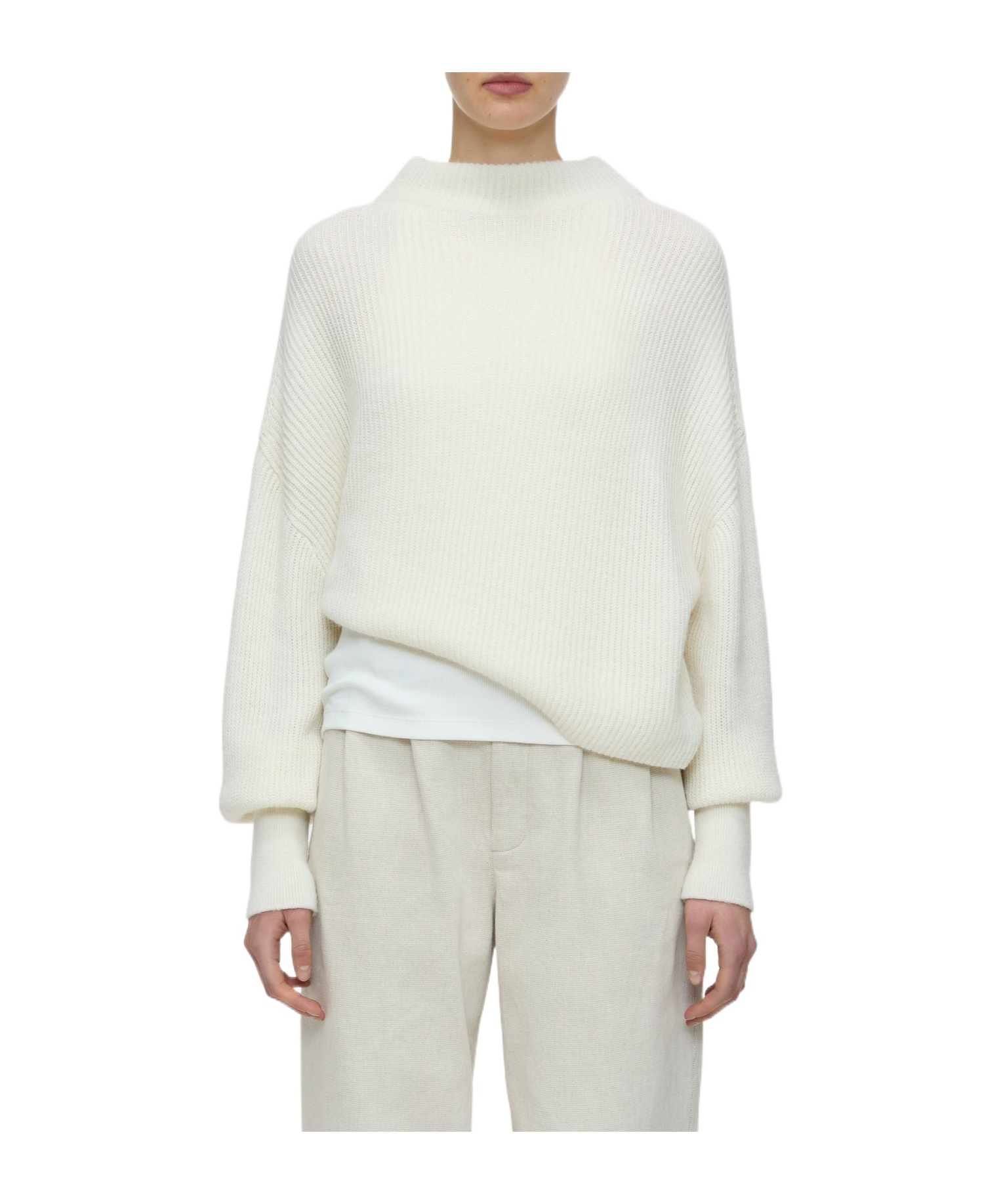 Closed Tops In White