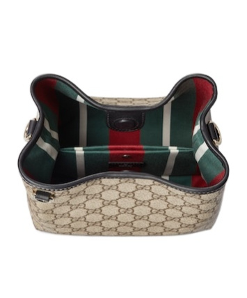GUCCI GG EMBLEM SMALL BUCKET BAG