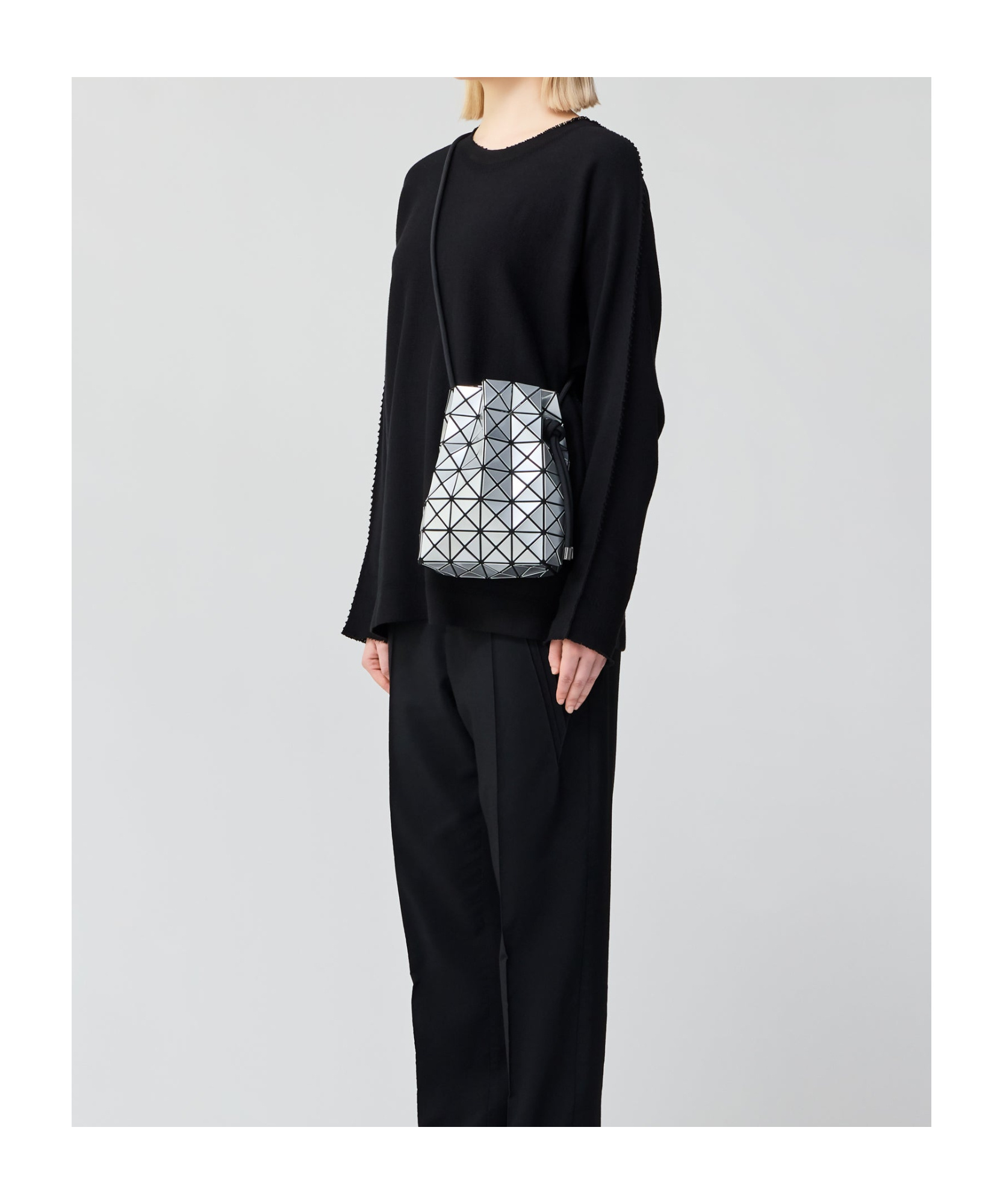 BAO BAO ISSEY MIYAKE GEOMETRIC-PATTERN BUCKET BAG