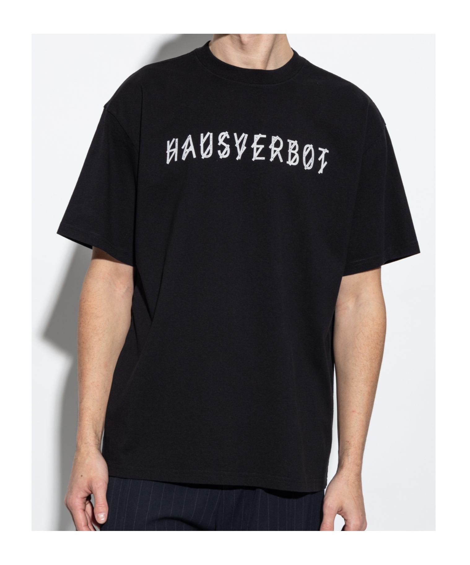 44 Label Group Guestlist Logo-print T-shirt In Black