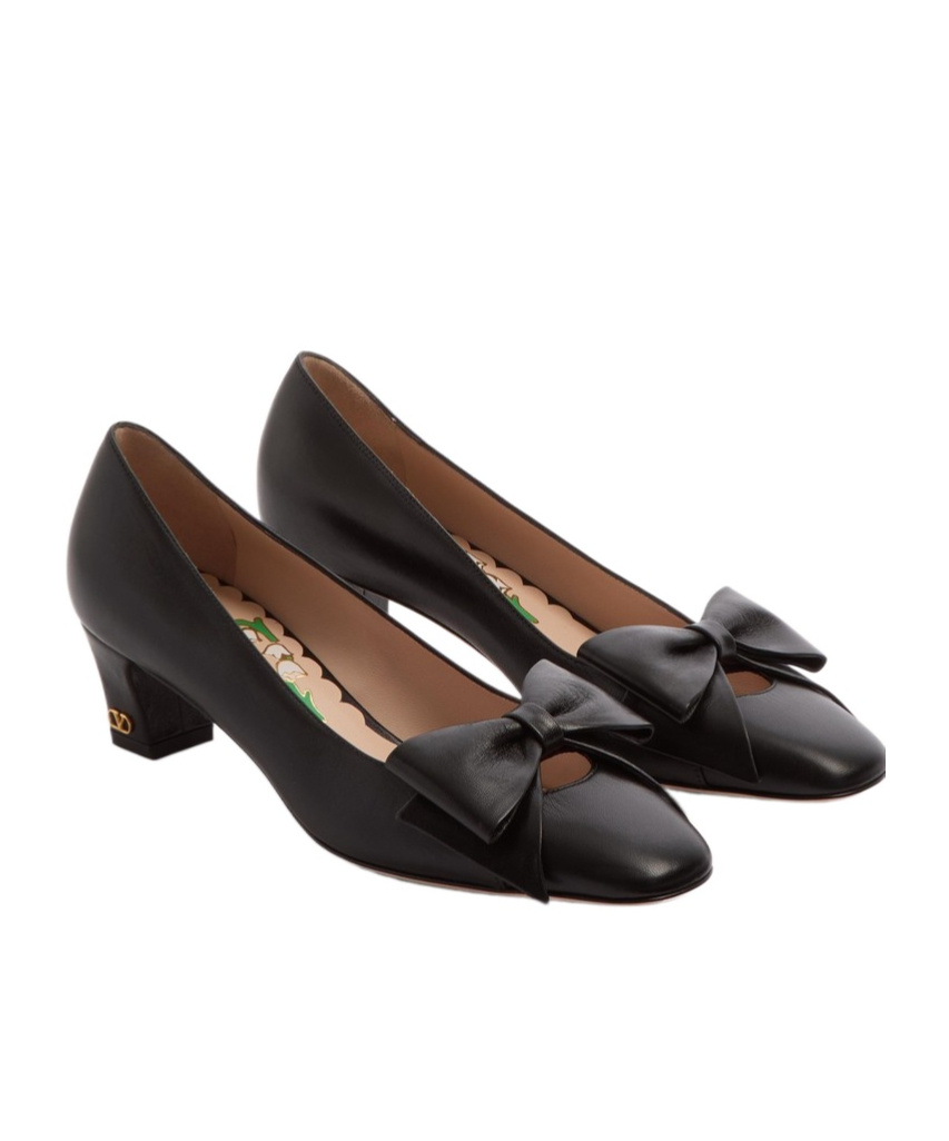 Shop Valentino Bowow Pump In Kidskin 45mm In Black