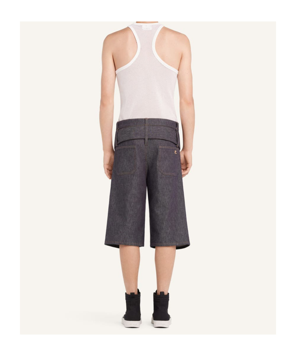 Courrèges Buttoned Knee-length Shorts With Rear And Side Pockets In Gray