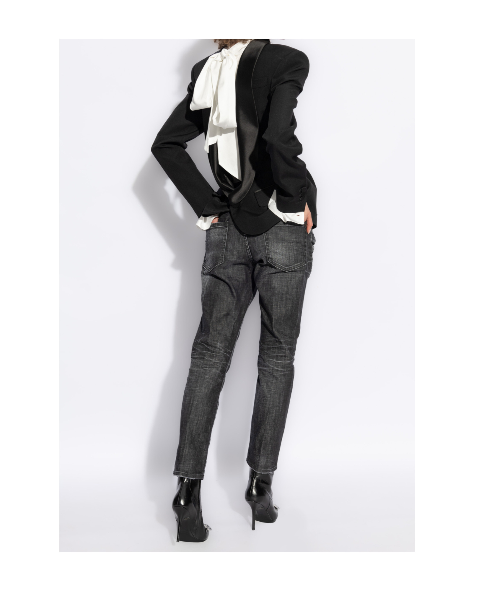 Dsquared2 White Tailored Shirt With Bow Tie Detail In White