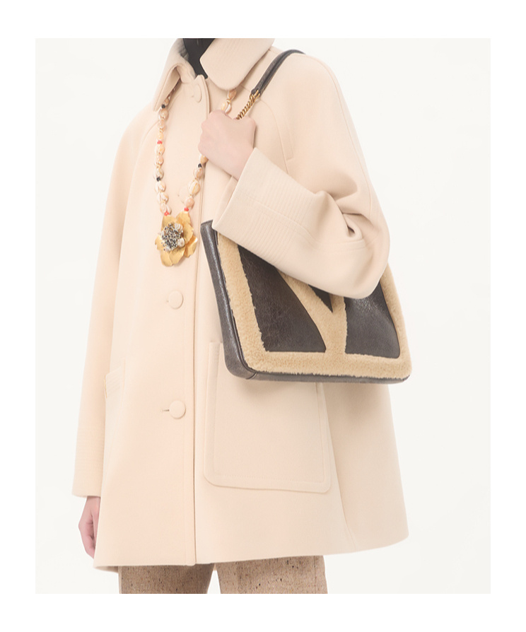 Valentino Medium Viva Superstar Shearling Tote Bag In Brown
