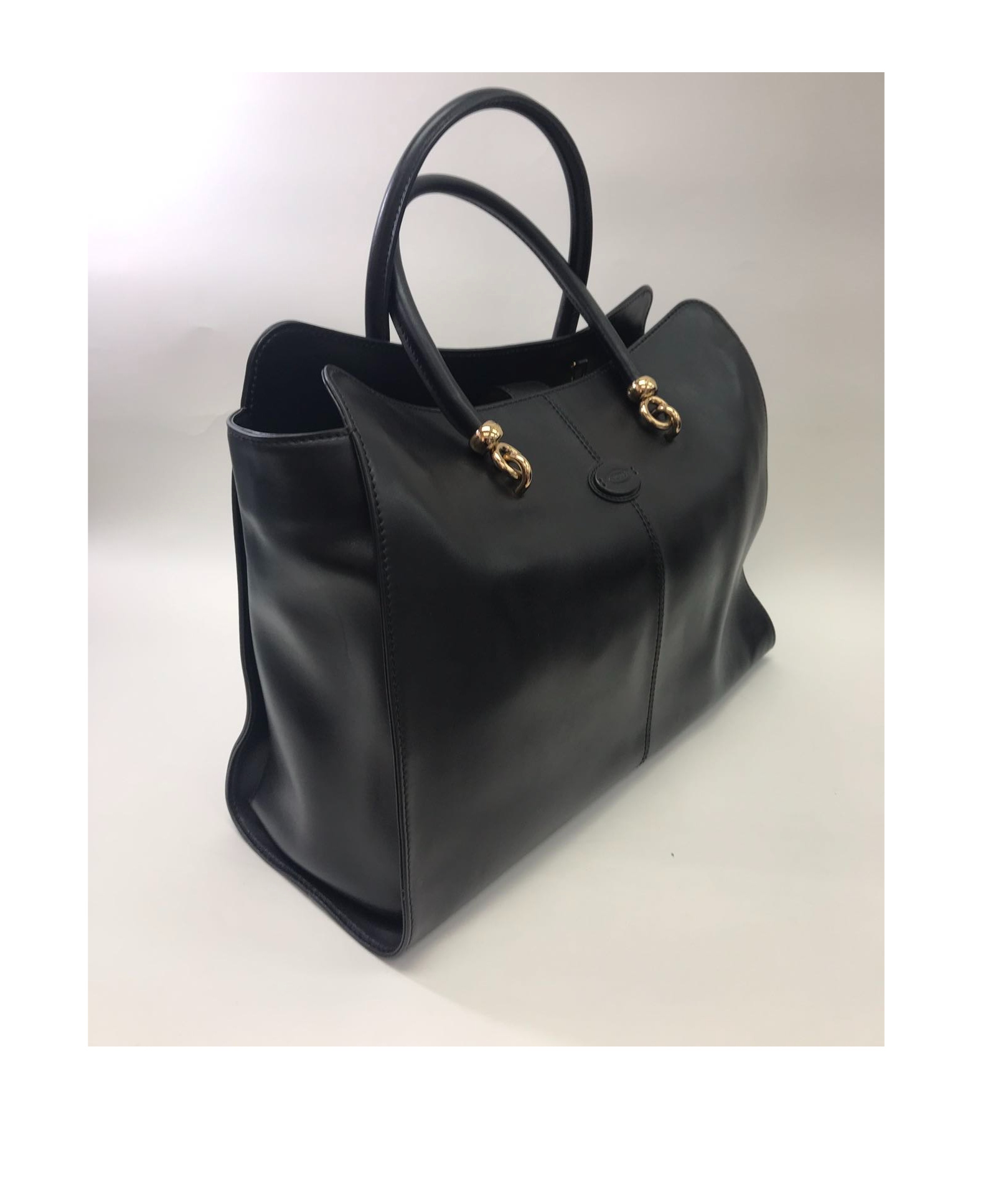 Tod's Double Handle Shoulder Bag In Black