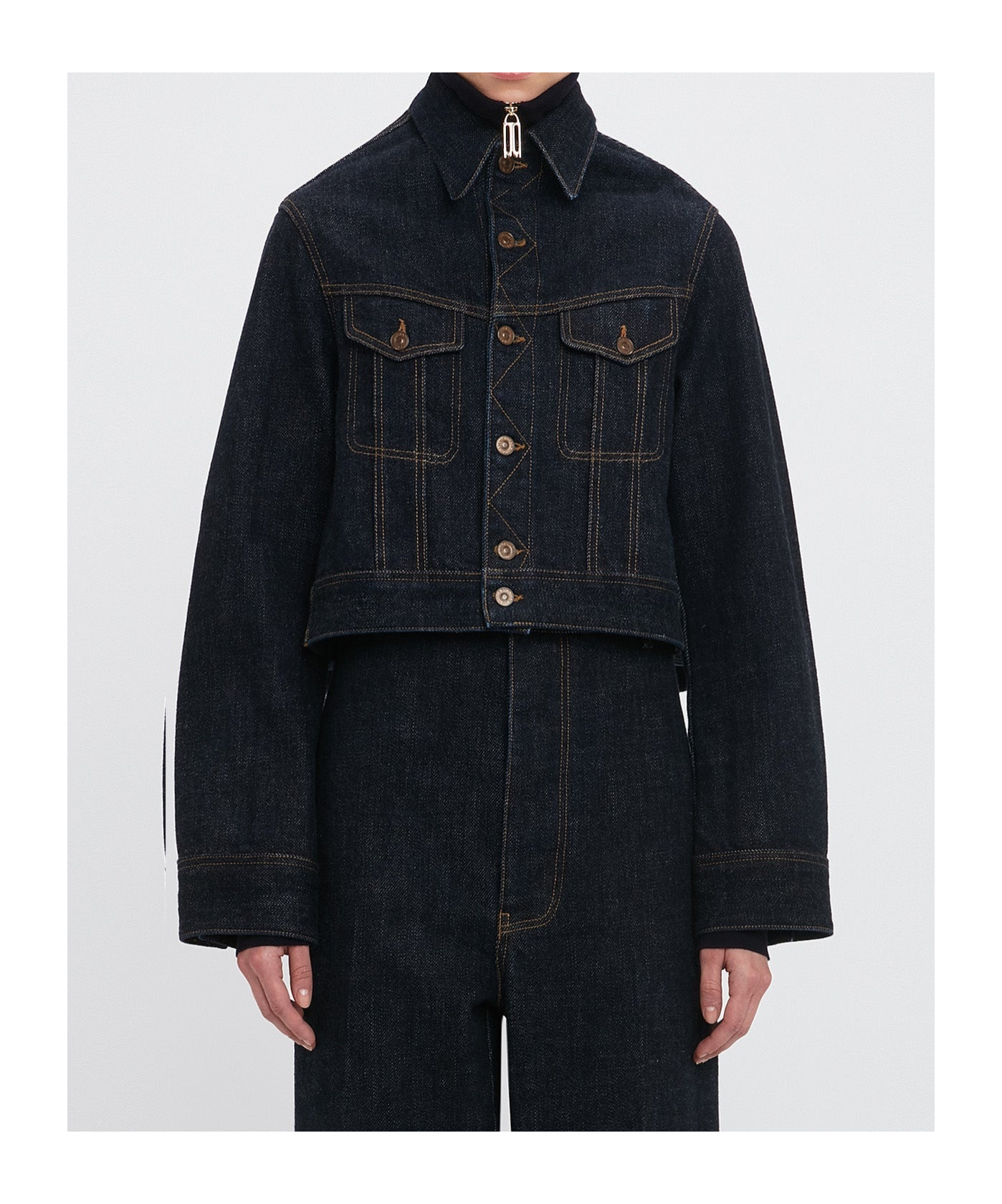 Victoria Beckham Contrast Stitching Cropped Denim Jacket In Black
