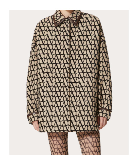 Valentino Logo Jacquard Canvas Shirt Jacket In Nude