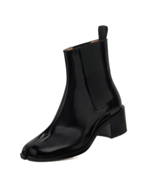 Maison Margiela Tabi City Leather Split-toe Chelsea Boots In Black