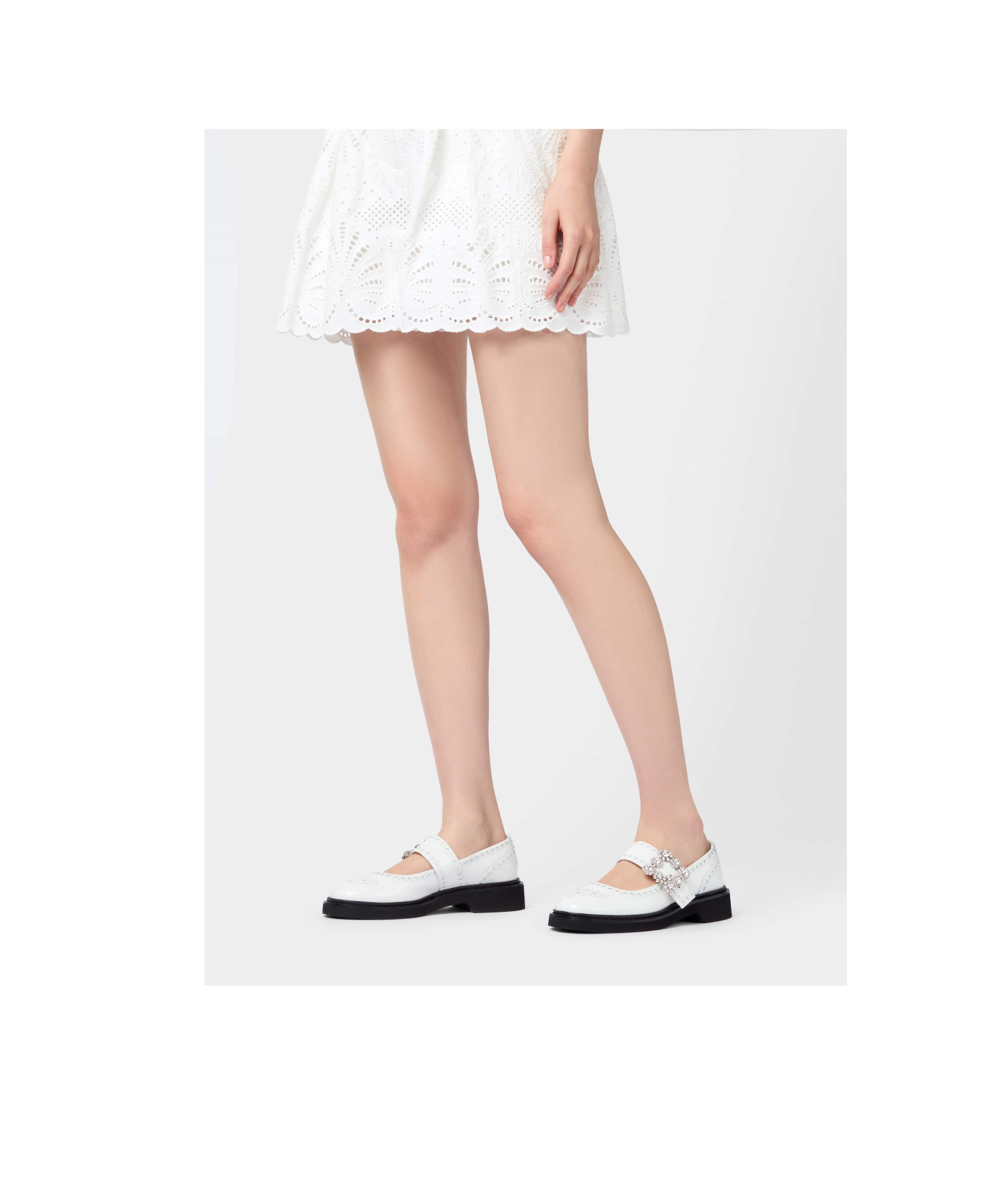 Roger Vivier Viv' Rangers Ballet Flats In White
