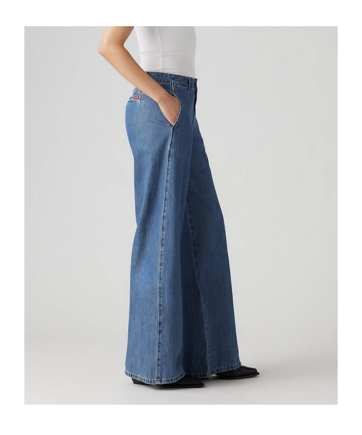 Levi's Belt-loop Jeans In Blue