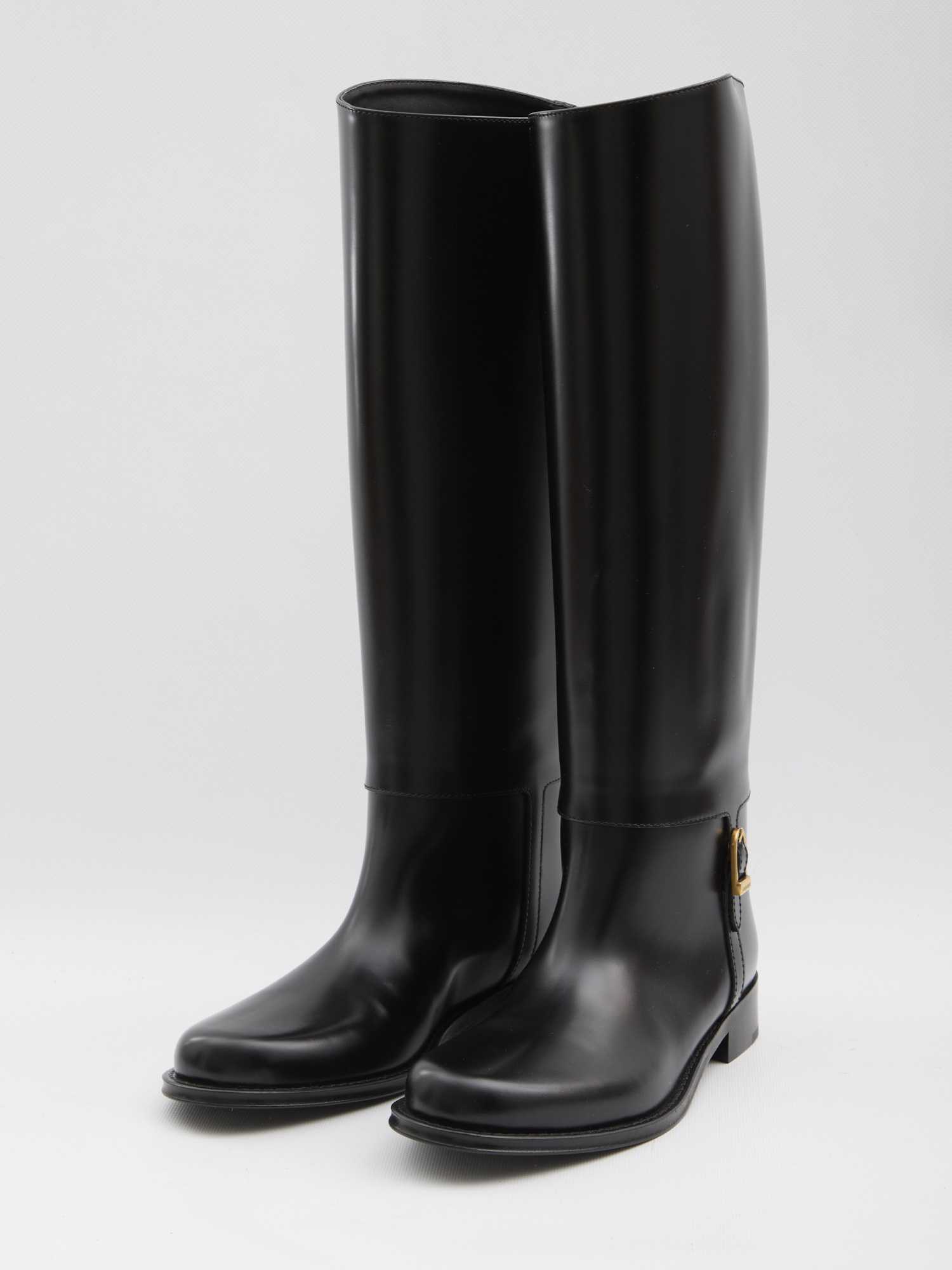Saint Laurent Julia Calf-leather Buckle Boots In Black