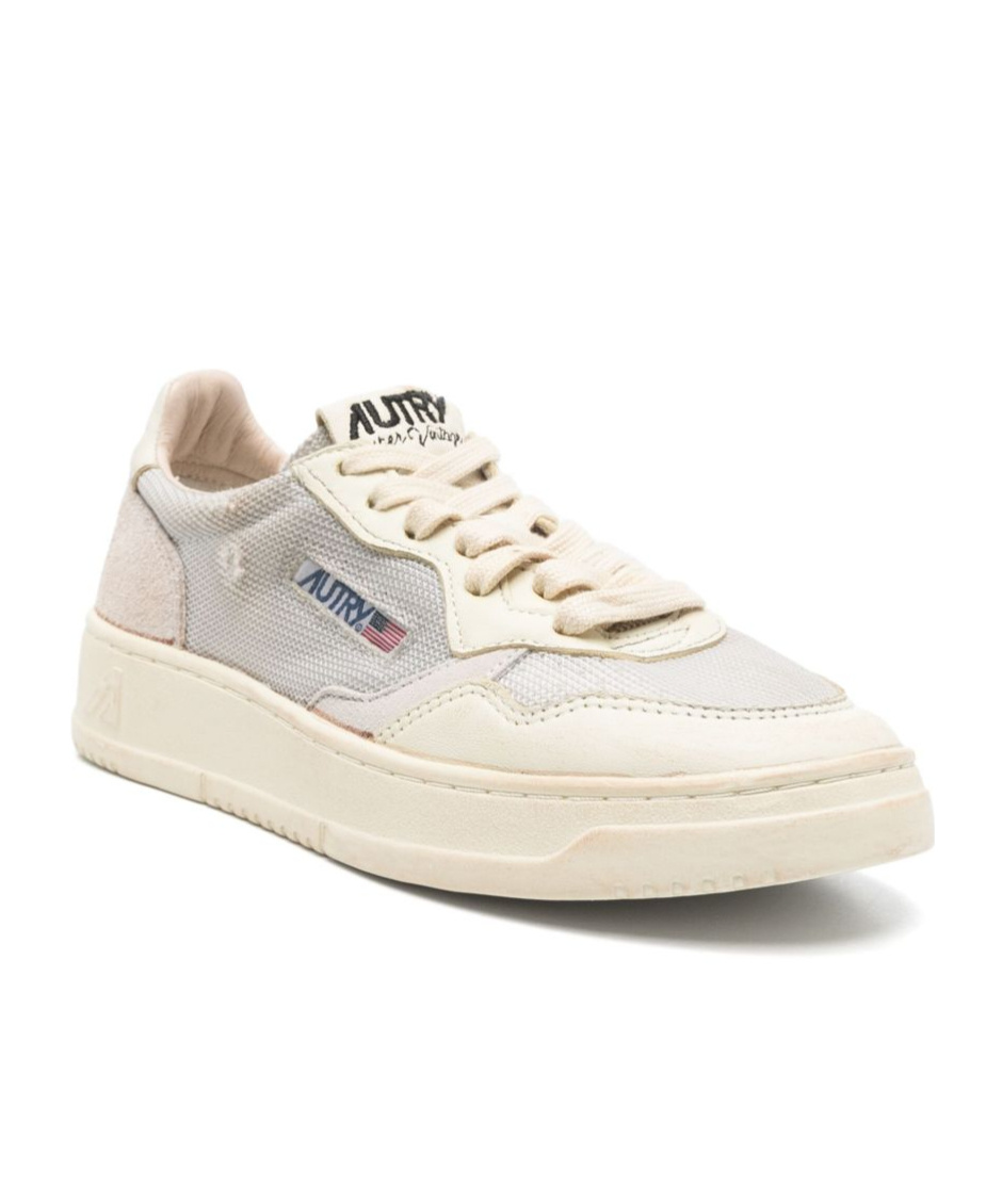 Autry Supervintage Sneaker In Gray Canvas In White
