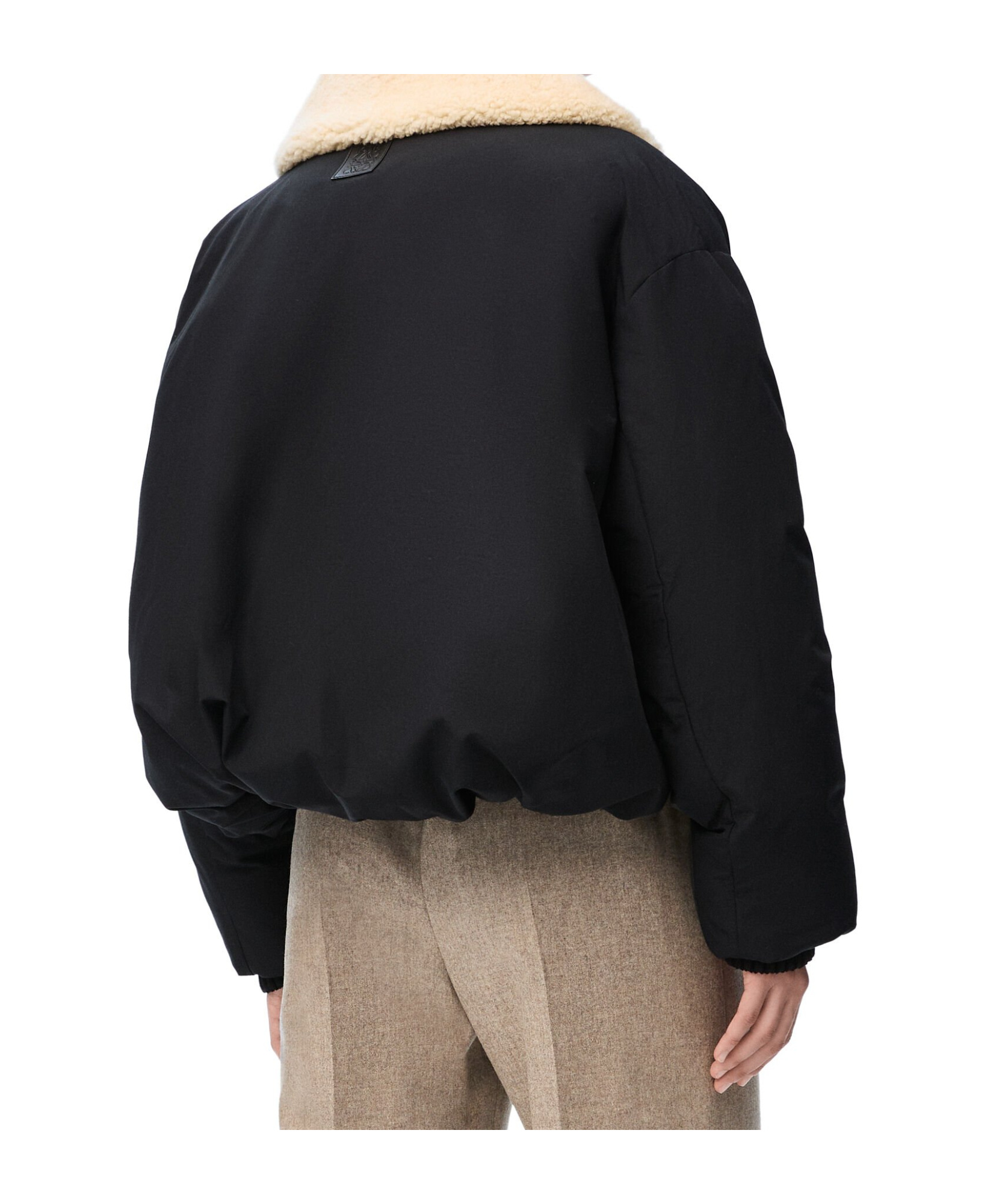Loewe Drawstring Hem Puffer Jacket In Black