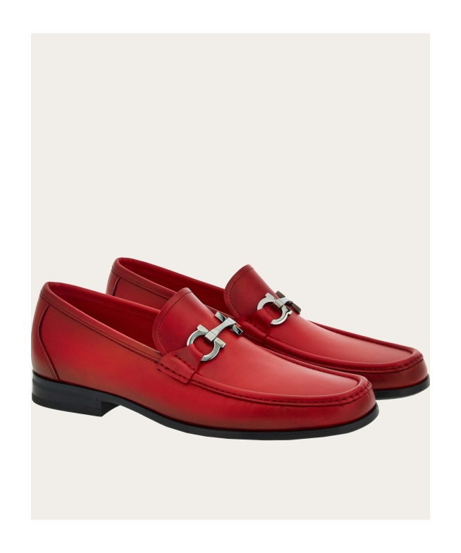 Ferragamo Gancini Buttoned Loafers In Red