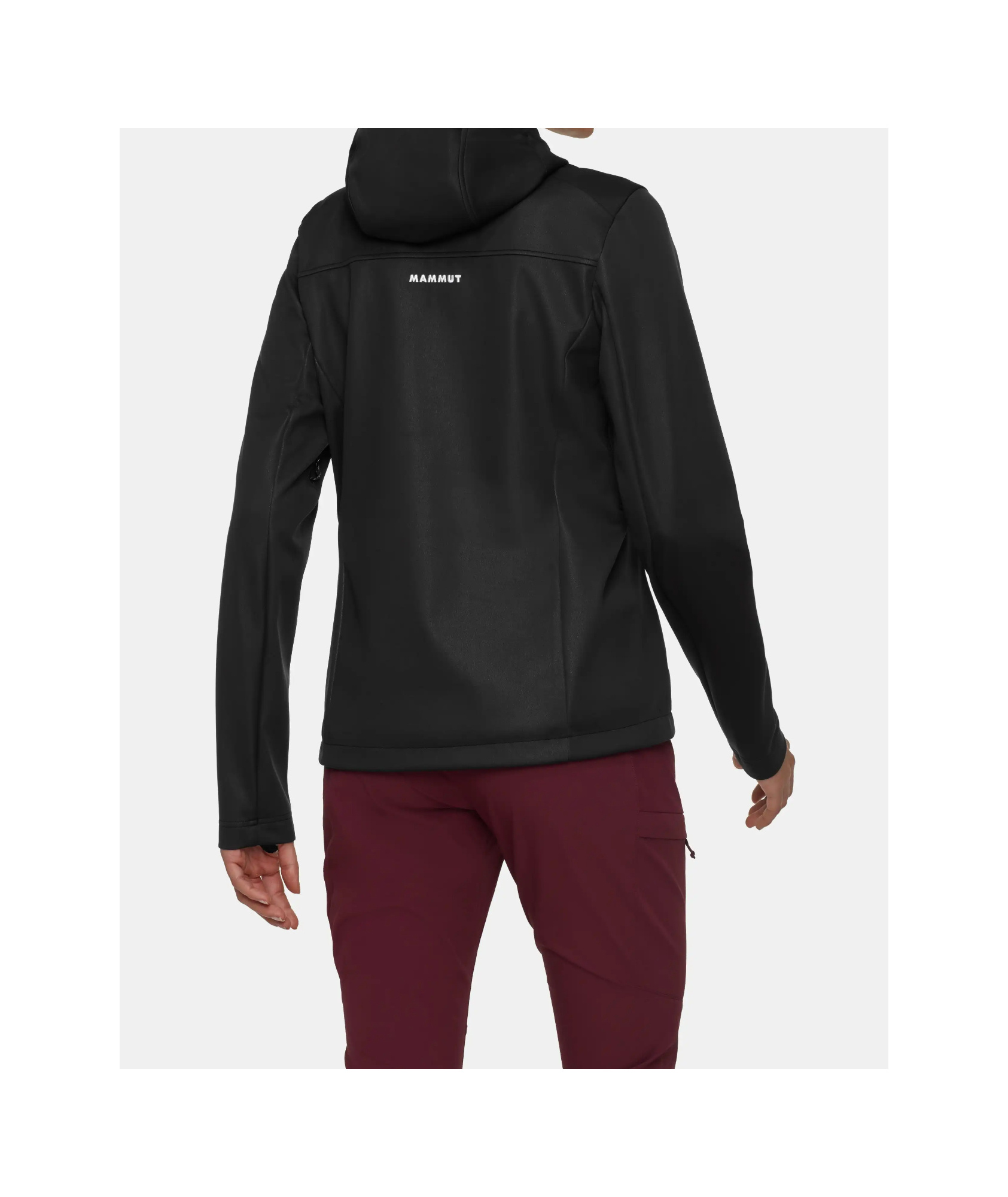 Mammut Hooded Jacket In Black