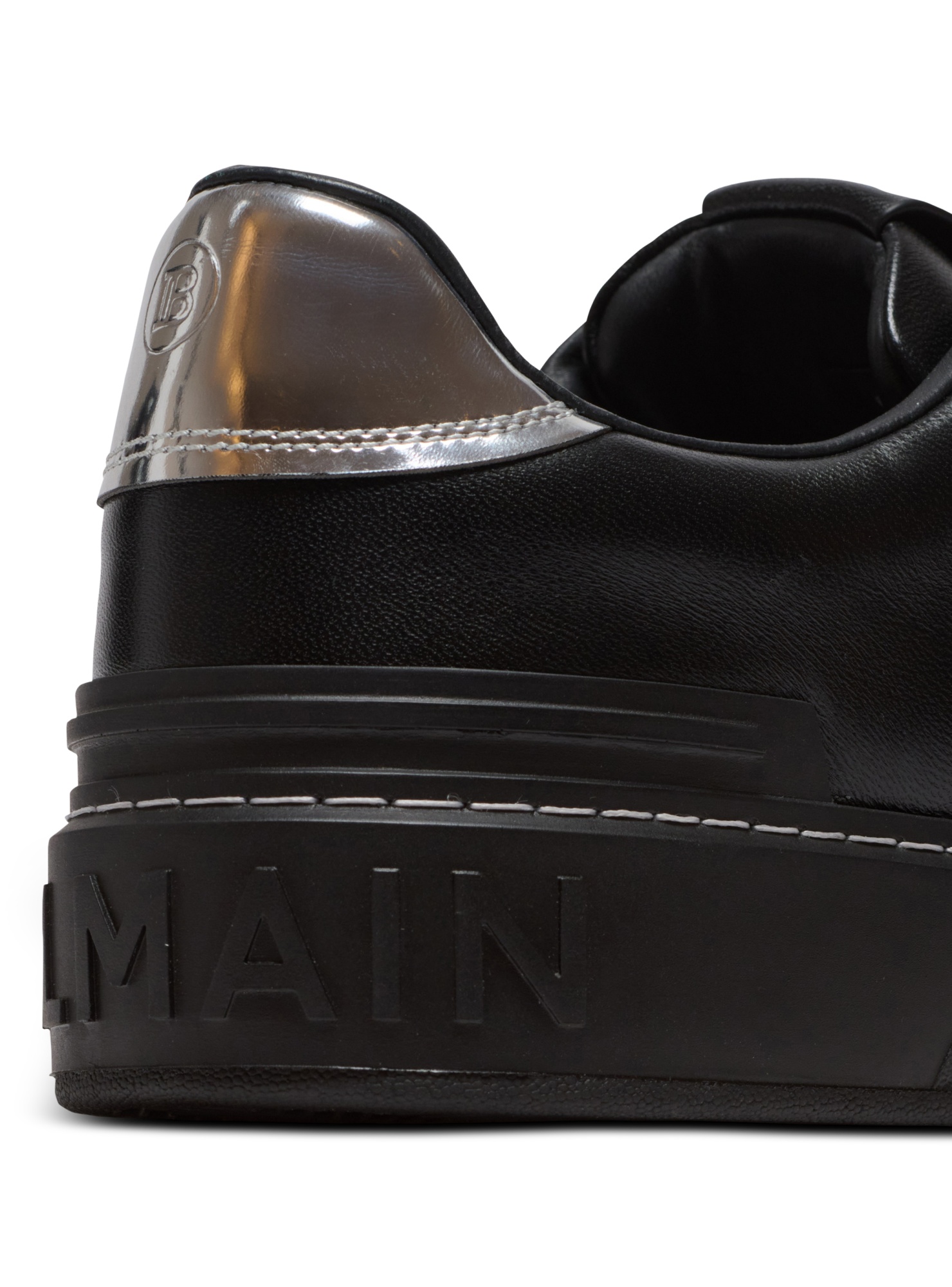 Balmain Low-top Round Toe Sneakers With Rubber Sole In Black