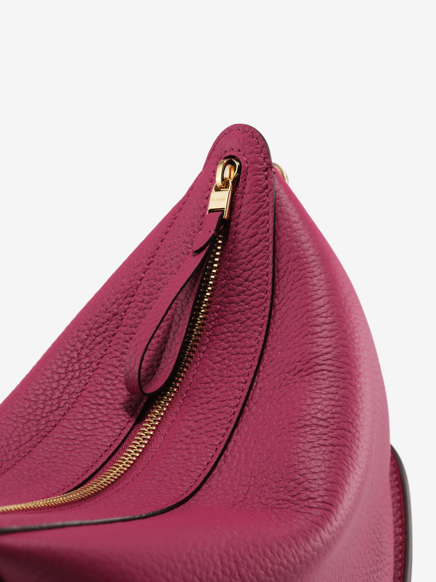 Delvaux Zippered Shoulder Bag In Red
