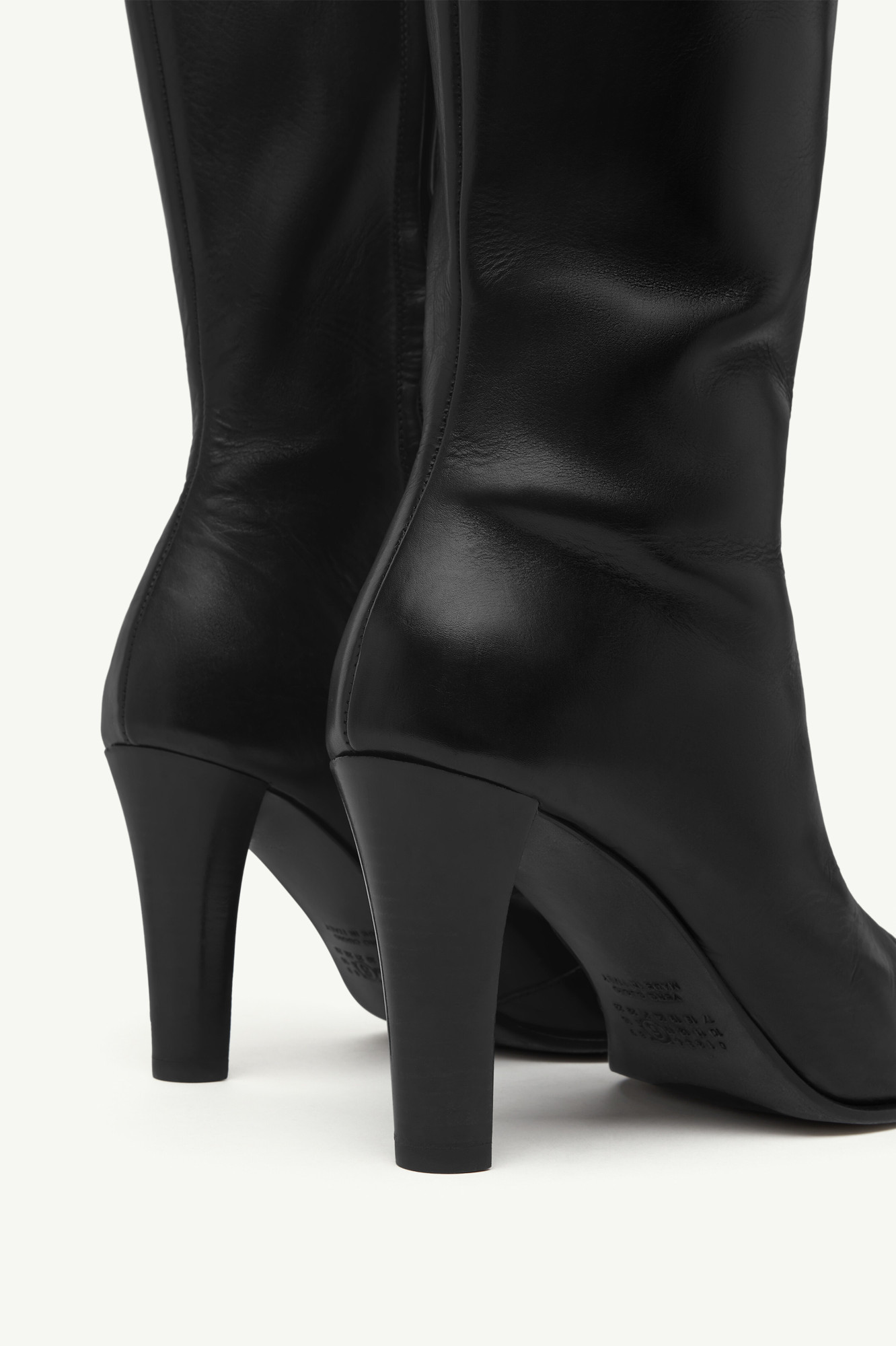 Mm6 Maison Margiela Leather Knee-high Boots In Black