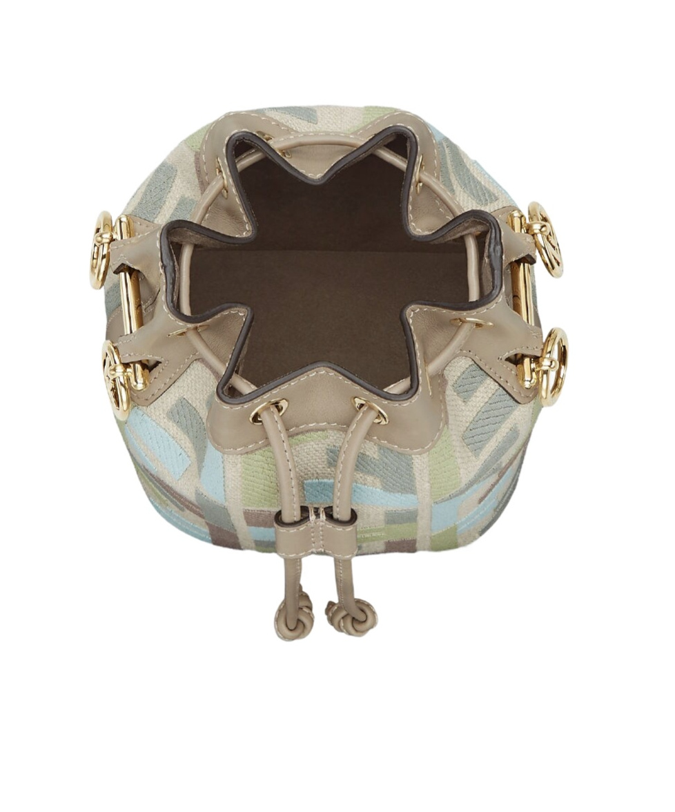 Fendi Mon Tresor Drawstring Bucket Bag In Nude