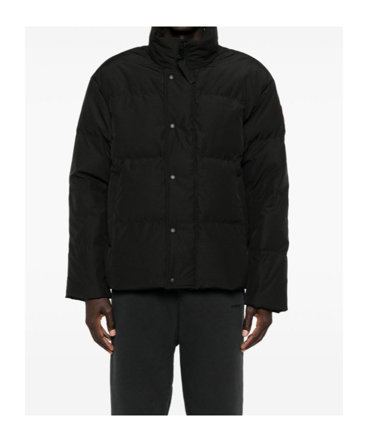 Canada Goose Bayview Logo Patch Down Jacket In Black