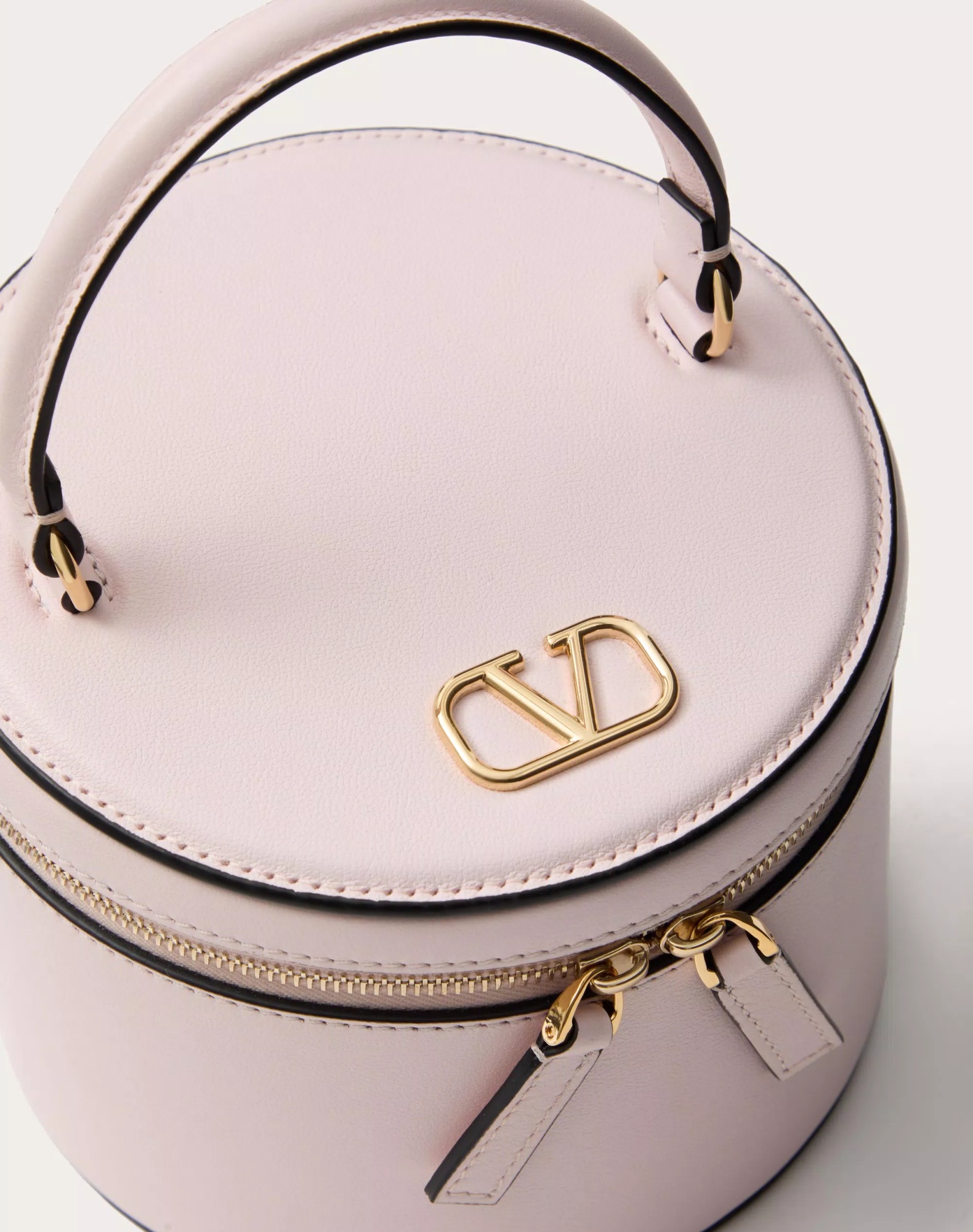 Shop Valentino Mini Vlogo Logo Makeup Bag In Pink