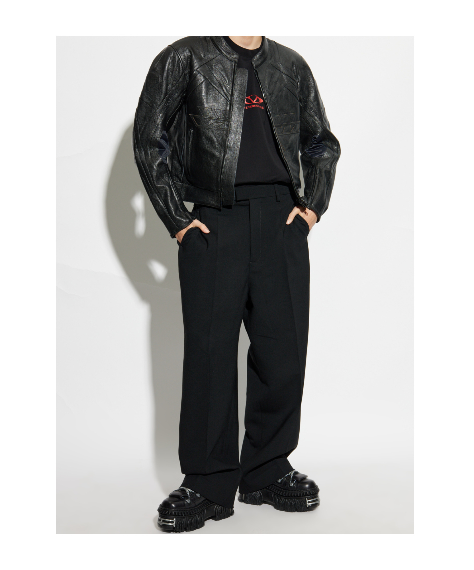 Vetements Zipped Leather Jacket In Black