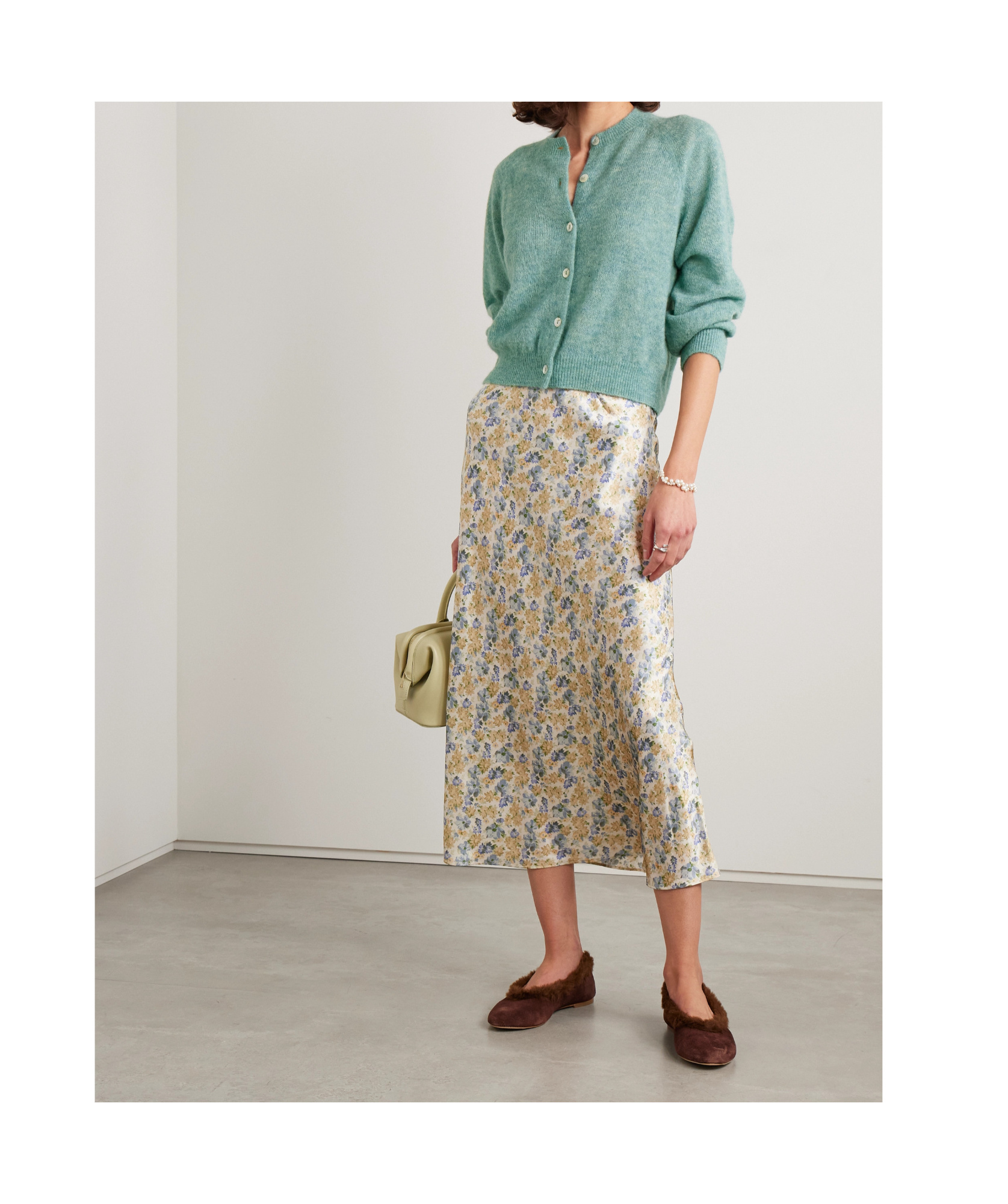 Doen Long-sleeved Cardigan In Green