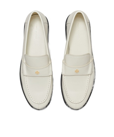 Tory Burch White Loafer With Logo Plate In White