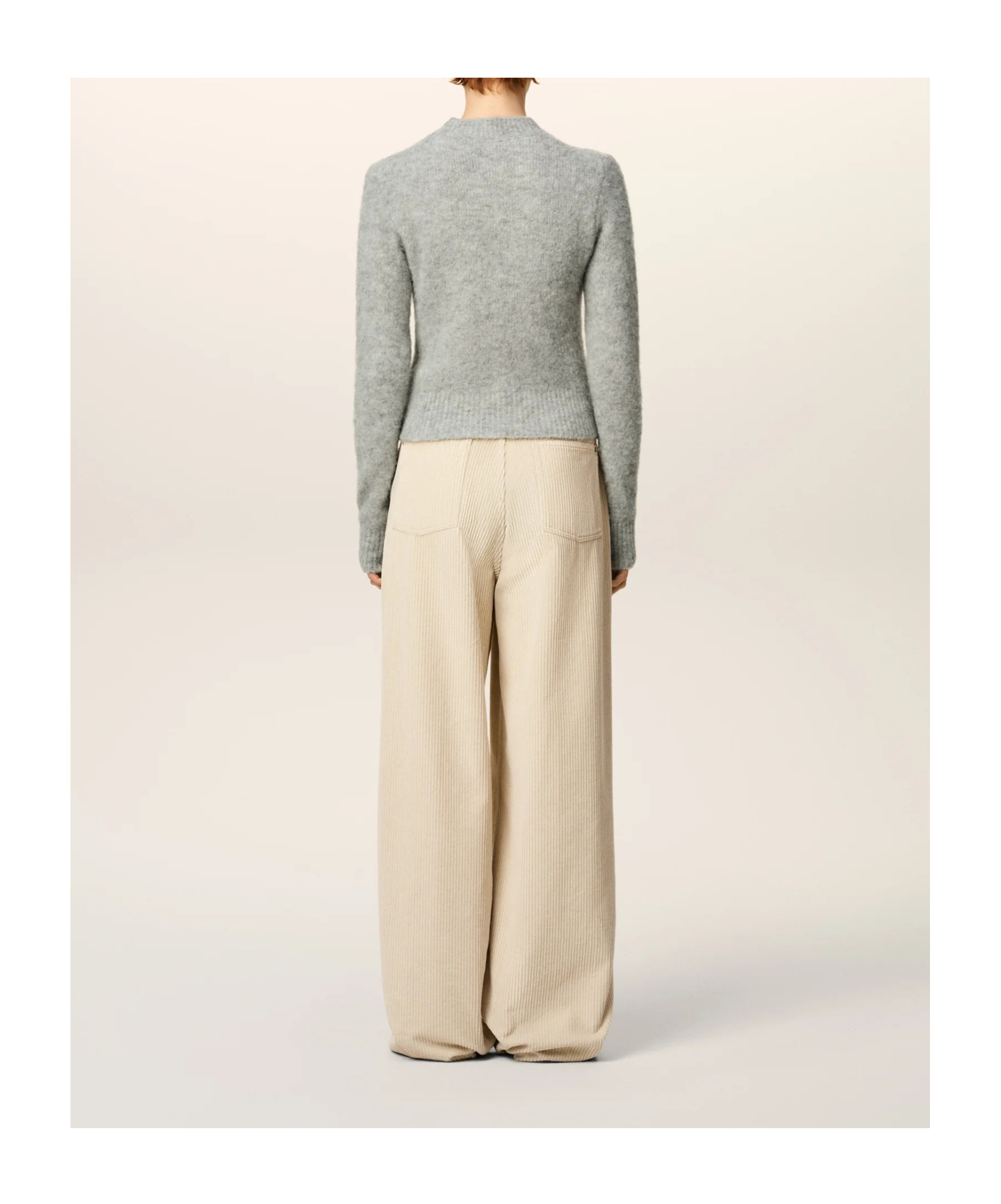 Ami Alexandre Mattiussi Cropped Sweater With Ribbed Hem In Gray