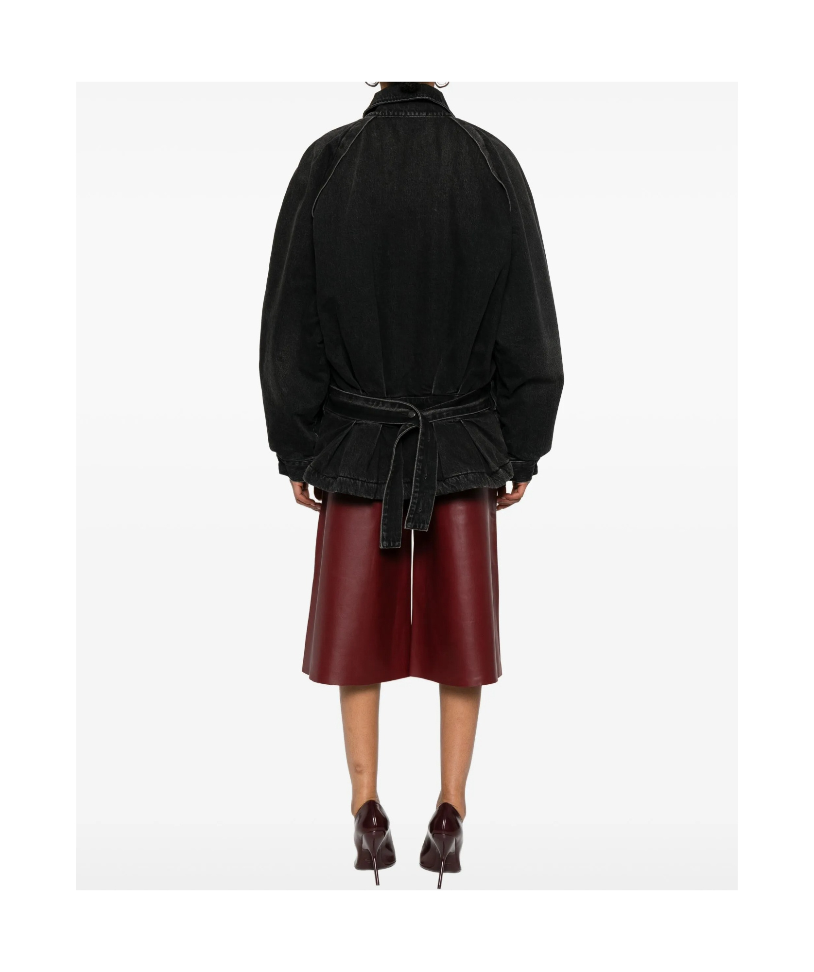 Haikure Zippered Long-sleeved Denim Jacket In Black