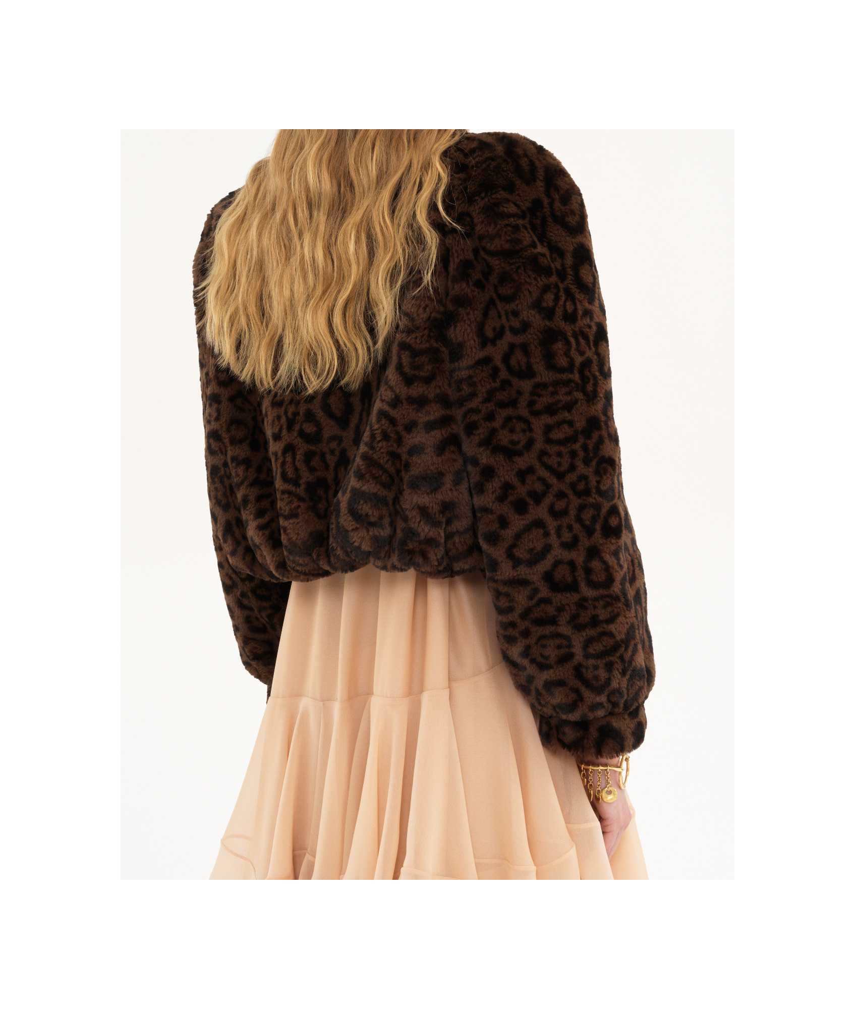 Chloé Leopard Print Faux Fur Cropped Jacket In Black