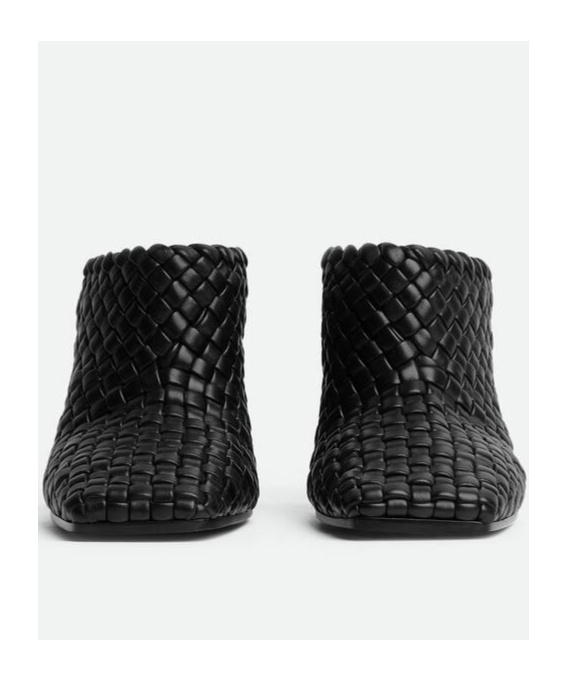 Bottega Veneta Ventura Mule In Black