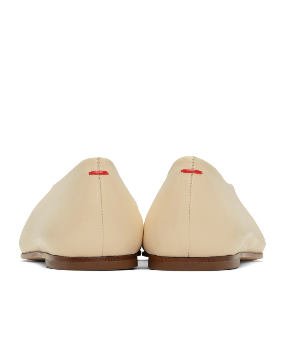 Aeyde Pointed Toe Flat Shoes With Minimalist Design In Nude