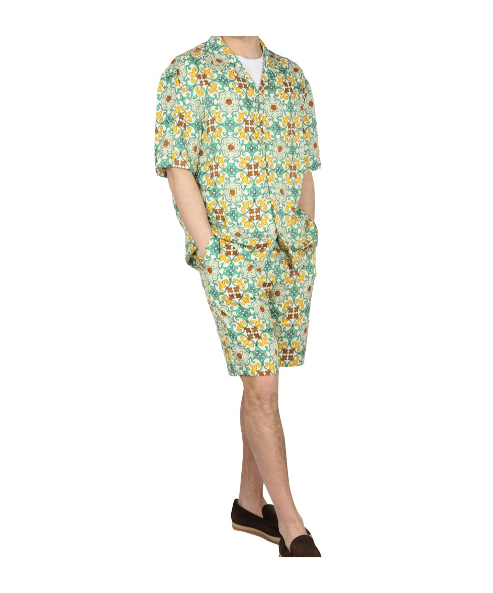 Drôle De Monsieur Multicolor Shorts Faïence With Graphic Print All-over In Green