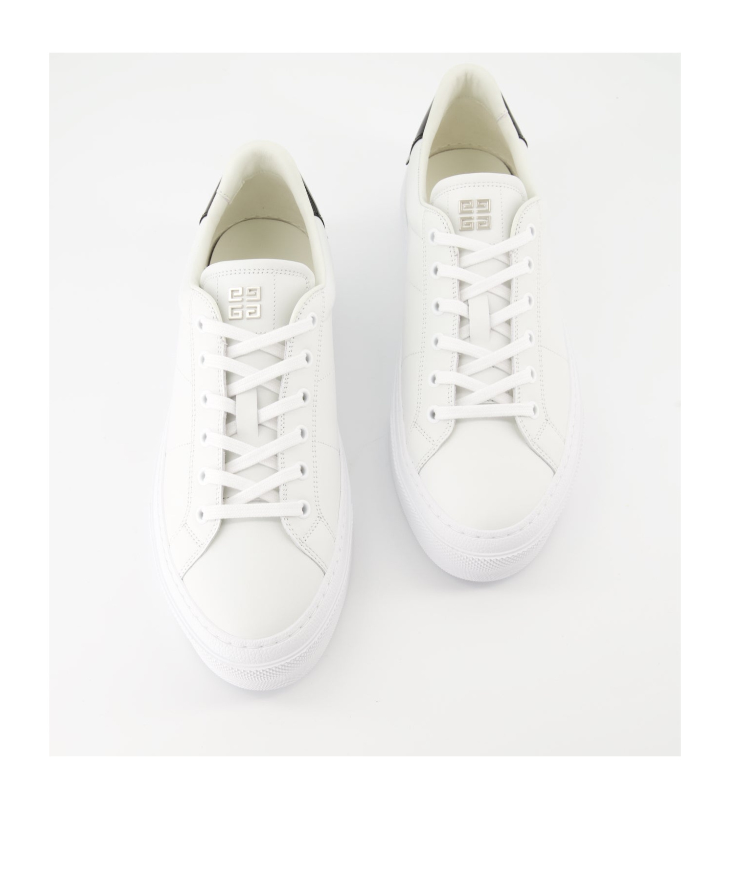 Givenchy Men Leather Sneakers With 4g Metal Logo In White