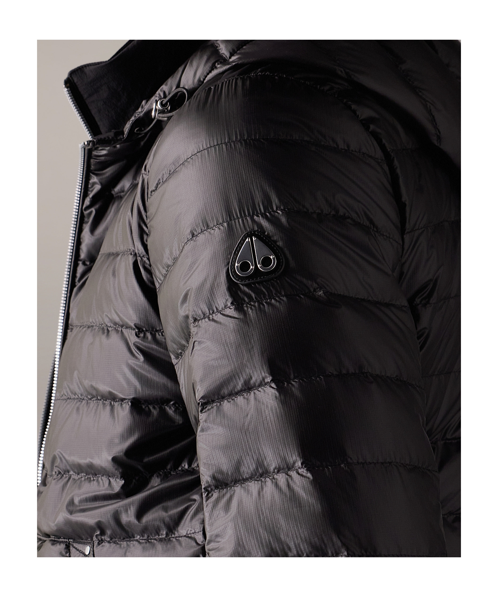 Moose Knuckles Cloud Walker Air Down Jacket In Black