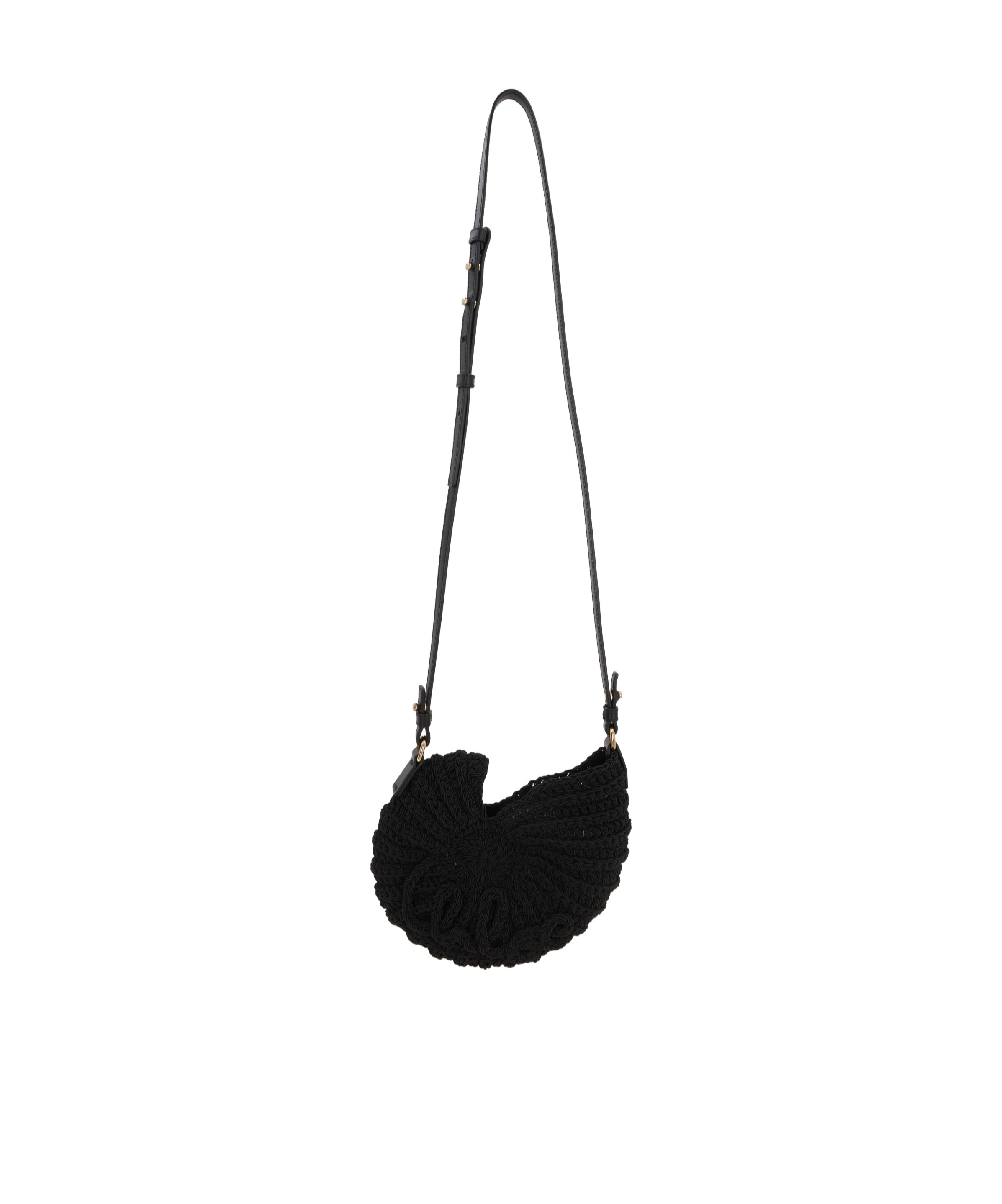 Chloé Circular Shell Woven Shoulder Bag In Black