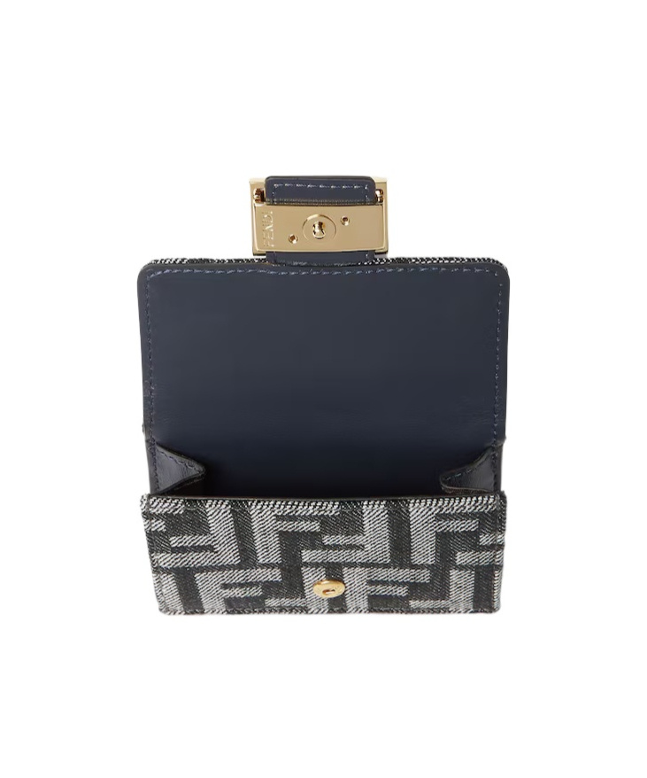 Fendi Micro Trifold Purse Textured Finish In Black
