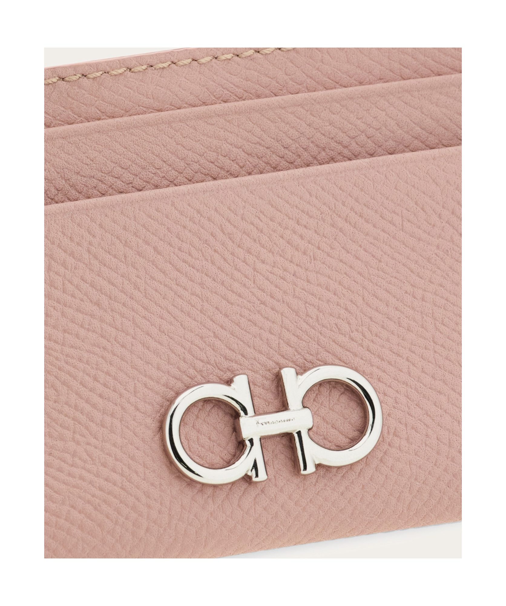Ferragamo Gancini Hammered Leather Cardholder In Nude