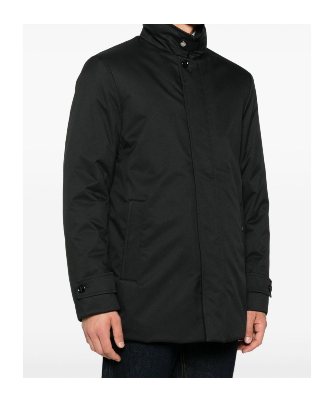 Moorer Tailored Black Coat With Concealed Closure In Black
