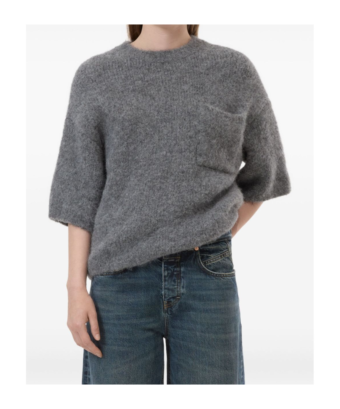 Closed Round-neck Knitted Sweater In Gray