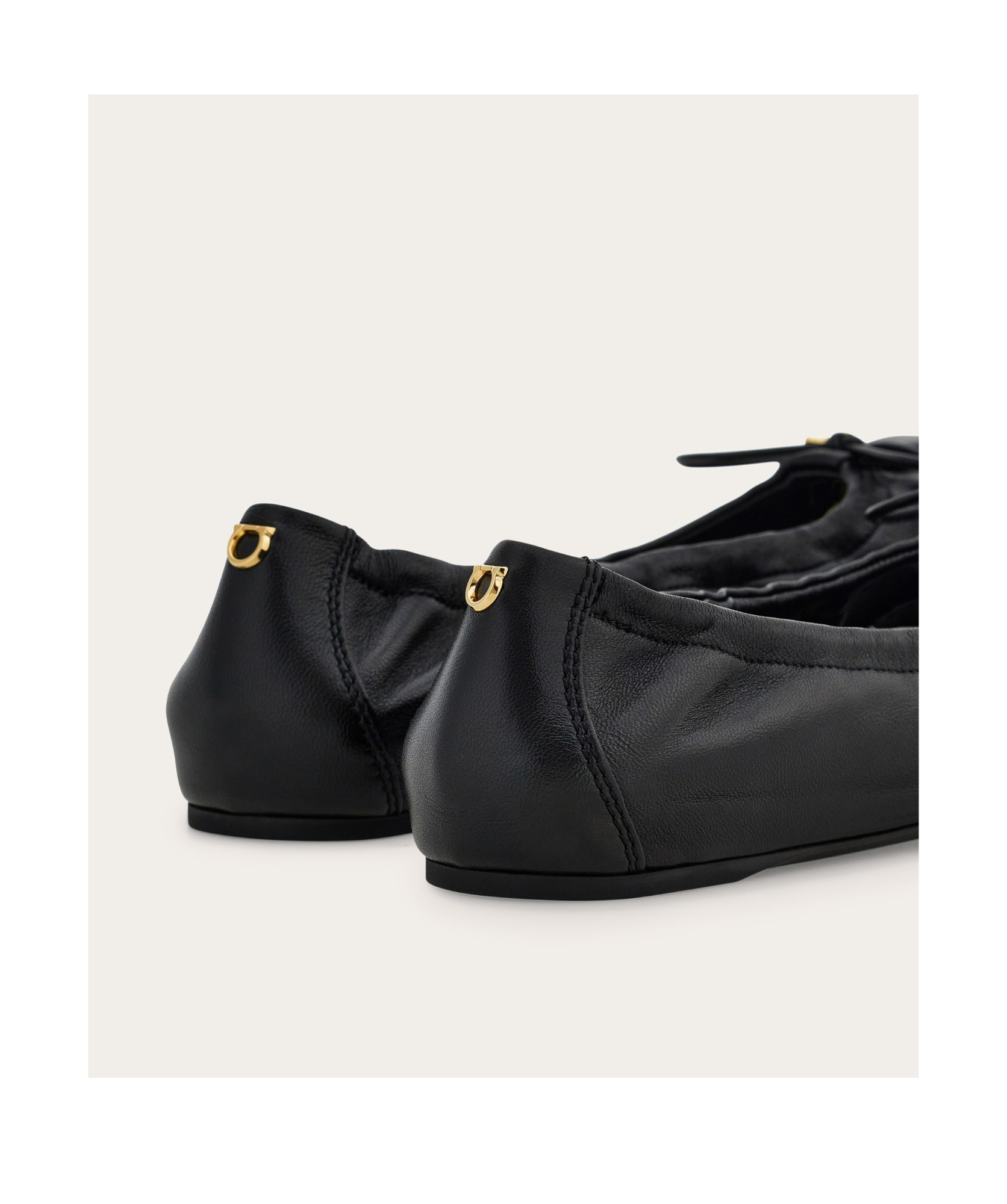 Ferragamo Elasticated Nappa Leather Ballet Flats In Black