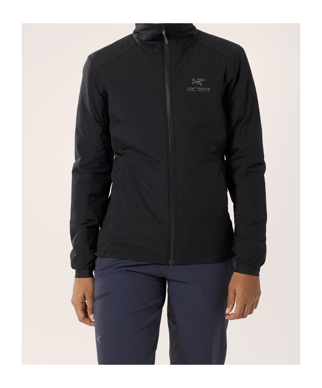Arc'teryx Atom Logo Zipper Casual Jacket In Black