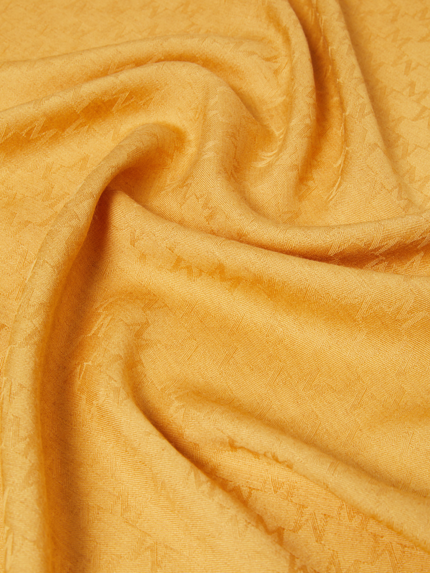 Max Mara Jacquard Knitted Wool And Silk Shawl In Yellow