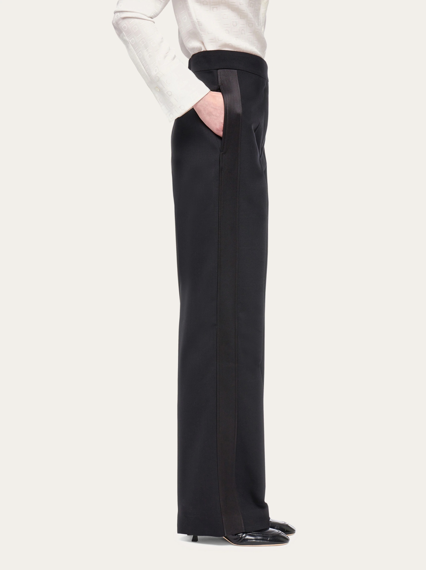 Shop Ferragamo Salvatore High Waist Tailored Trousers In Black